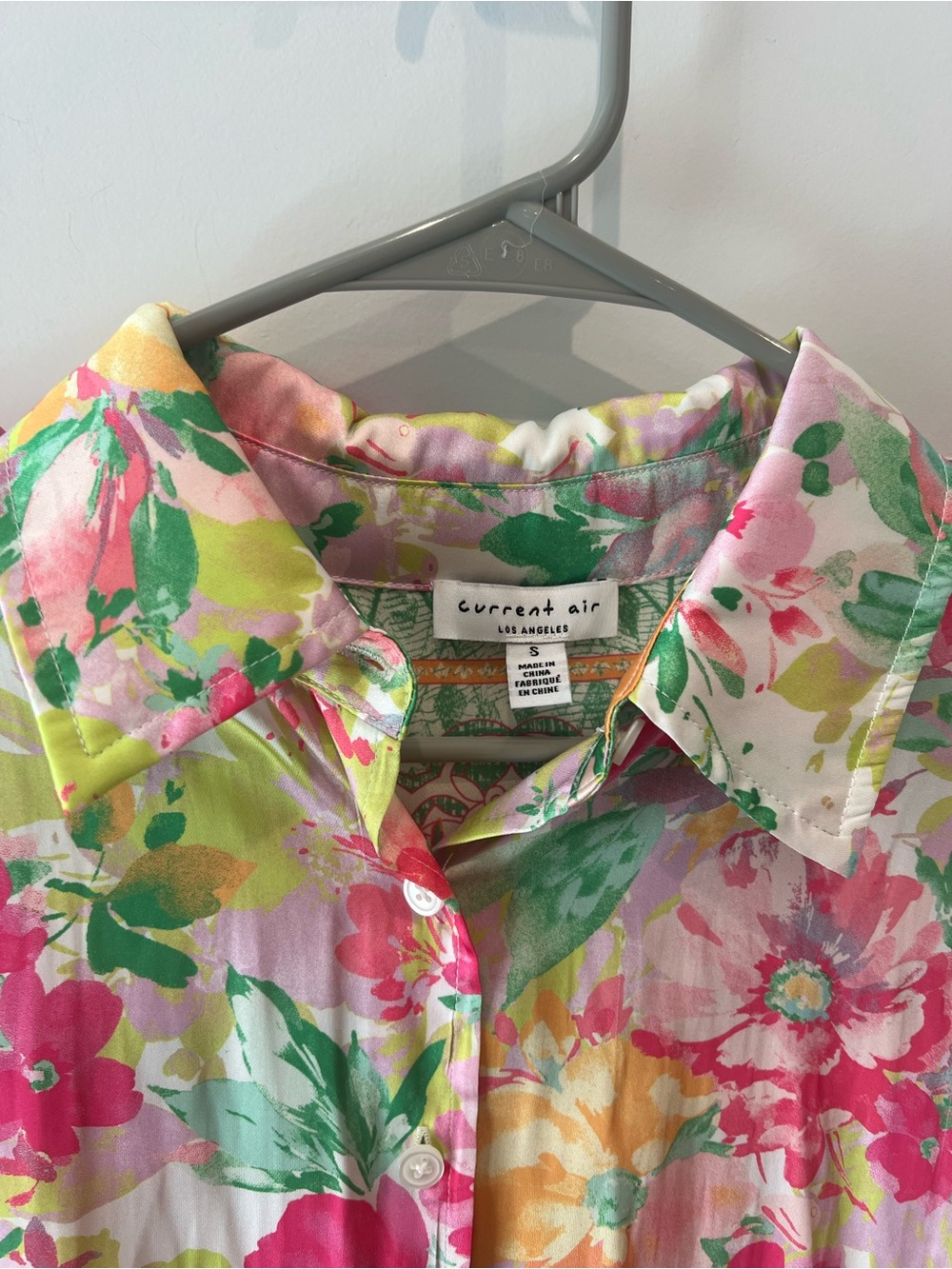 Current Air Floral Collared Shirt in Pink, Green & Yellow Size Small - Picture 3 of 16